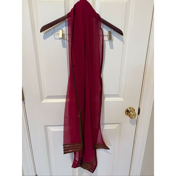 Fuschia Embellished Churidaar - Picture 11 of 15